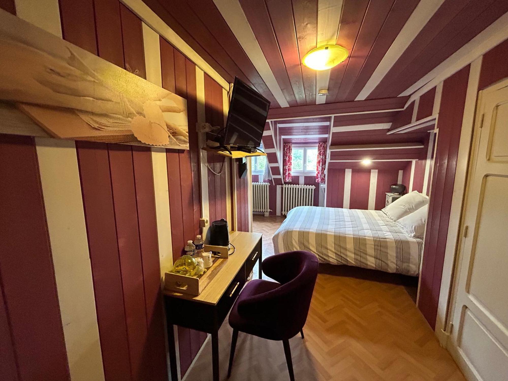Chambres D'Hotes La Cheminee Tardets-Sorholus Extérieur photo