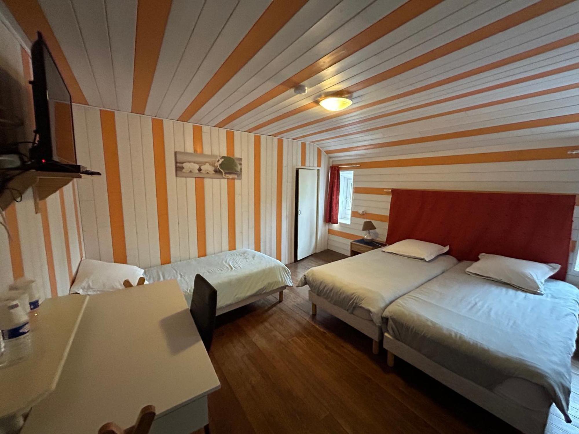 Chambres D'Hotes La Cheminee Tardets-Sorholus Extérieur photo